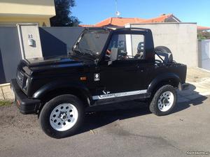 Suzuki Samurai todo terreno Abril/91 - à venda - Pick-up/