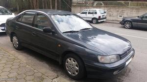 Toyota Carina E AR/COND Dezembro/93 - à venda - Ligeiros