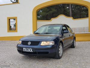 VW Passat 1.9 TDI Nacional ac Maio/97 - à venda - Ligeiros