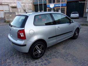VW Polo 1.2 Só visto Maio/02 - à venda - Ligeiros