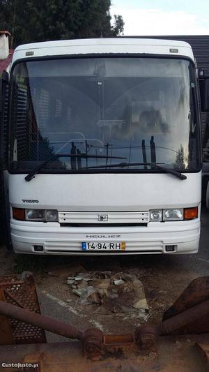 Volvo 56 lugares Junho/97 - à venda - Comerciais / Van,