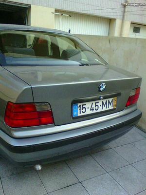 BMW 325 TD Maio/94 - à venda - Ligeiros Passageiros, Aveiro
