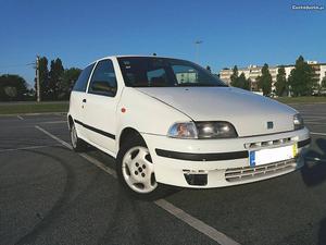 Fiat Punto 1.7 td 5 lugares Maio/98 - à venda - Ligeiros