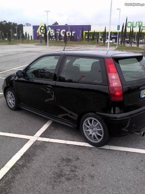 Fiat Punto 85cv16v Janeiro/98 - à venda - Ligeiros