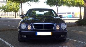 Mercedes-Benz CLK 200 Avantgarde Janeiro/00 - à venda -