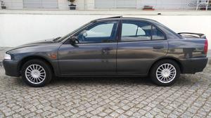 Mitsubishi Lancer 1.3 glx ac + TA Novembro/98 - à venda -