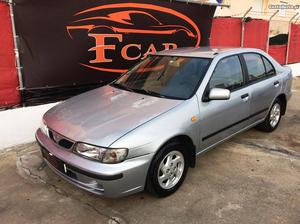 Nissan Almera 1.4 slx Agosto/98 - à venda - Ligeiros