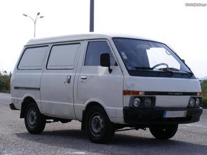 Nissan Vanette Cargo C220 Junho/90 - à venda - Comerciais /