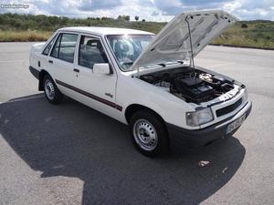 Opel Corsa A Maio/92 - à venda - Ligeiros Passageiros,
