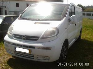 Opel Vivaro 1.9cdti /caixa 6 Vel Outubro/04 - à venda -