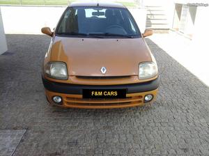 Renault Clio 1.2 RN Dezembro/98 - à venda - Ligeiros