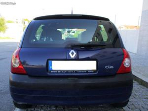 Renault Clio 1.5dci 5lug AC Fevereiro/04 - à venda -