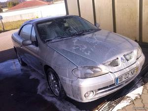 Renault Mégane ler anuncio cabrio Abril/99 - à venda -