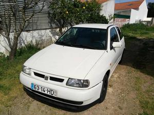 Seat Ibiza 1.9D CLX Agosto/96 - à venda - Comerciais / Van,