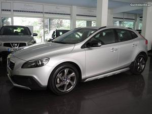 Volvo V40 CC 1.6 D2 Momentum Fevereiro/14 - à venda -