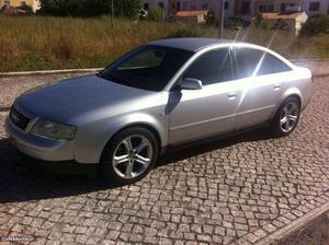 Audi A6 A6 Maio/01 - à venda - Ligeiros Passageiros,