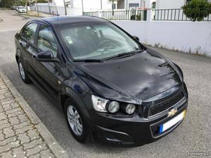 Chevrolet Aveo  mil kms ! Julho/11 - à venda -