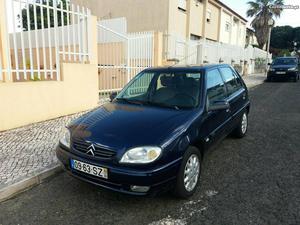 Citroën Saxo 1.1 Exclusive  Janeiro/02 - à venda -