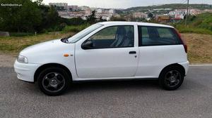 Fiat Punto 7.5 Outubro/96 - à venda - Ligeiros Passageiros,