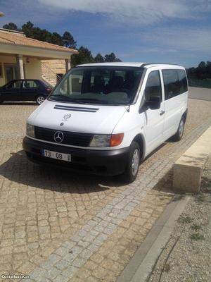 Mercedes-Benz Vito 110 de 8 lugares Dezembro/97 - à venda -