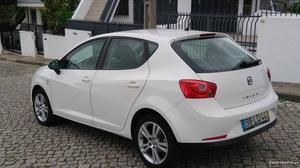 Seat Ibiza 1.6 TDI 105CV C/Novo Maio/11 - à venda -