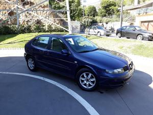 Seat Leon v Maio/00 - à venda - Ligeiros Passageiros,