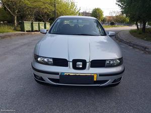 Seat Toledo sport 110cv Julho/01 - à venda - Ligeiros