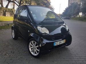 Smart ForTwo Pure c/AC Abril/06 - à venda - Ligeiros