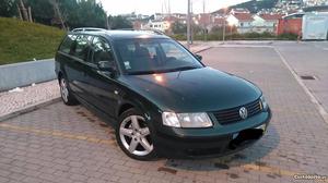 VW Passat CV pd Abril/99 - à venda - Ligeiros