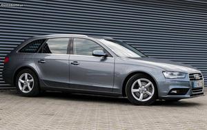 Audi A4 AVANT 2.0 TDI Setembro/12 - à venda - Ligeiros