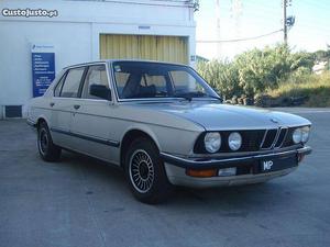 BMW 520 E28 Março/84 - à venda - Ligeiros Passageiros,