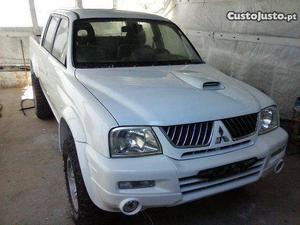 Mitsubishi L200 strakar Janeiro/02 - à venda - Pick-up/