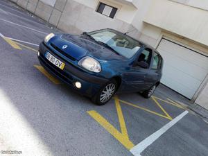 Renault Clio 1.2 A/C FULL EXTRAS Dezembro/01 - à venda -