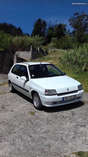 Renault Clio 1.9D Maio/94 - à venda - Ligeiros Passageiros,