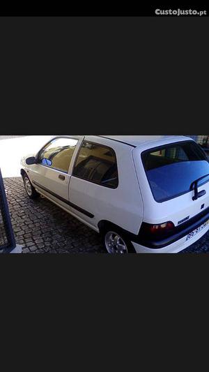 Renault Clio 1.9d Fevereiro/98 - à venda - Comerciais /