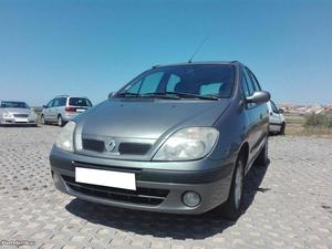 Renault Scénic 1.9 Dti Conquest Dezembro/01 - à venda -