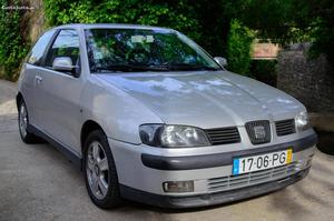 Seat Ibiza Sport Março/00 - à venda - Comerciais / Van,