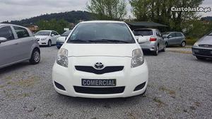 Toyota Yaris Bizz 1.4 D-4D AC Outubro/10 - à venda -