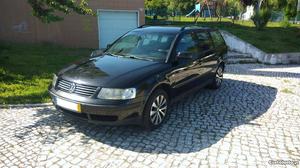 VW Passat 1.9 TDi Confortline Janeiro/99 - à venda -