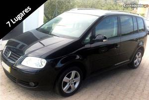 VW Touran 1.9 TDI 105cv 7lug Setembro/06 - à venda -