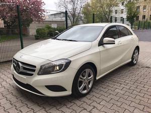 Mercedes-Benz A 180 Urban Outubro/12 - à venda - Ligeiros