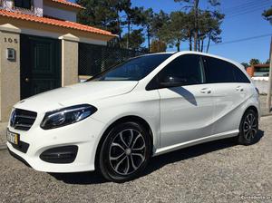 Mercedes-Benz B 180 URBAN PACK-NIGHT Janeiro/15 - à venda -