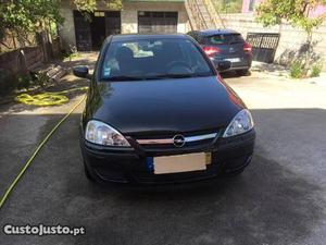 Opel Corsa CDTI 1.3 Novembro/05 - à venda - Ligeiros