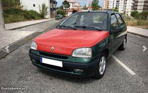 Renault Clio 1.2 beebop Dezembro/97 - à venda - Ligeiros