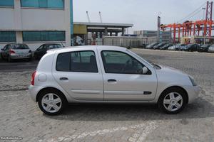 Renault Clio 1.5 DCI SE EXTREME Julho/05 - à venda -