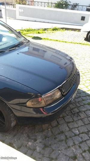 Audi A4 A4 1.9 tdi Dezembro/97 - à venda - Ligeiros