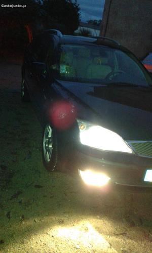 Ford Mondeo  Abril/04 - à venda - Ligeiros Passageiros,