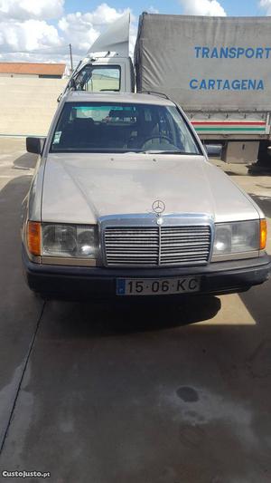 Mercedes-Benz C  cilindros Maio/97 - à venda -