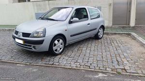 Renault Clio V Privilege Julho/01 - à venda -