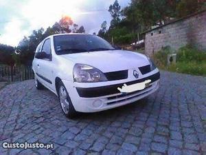 Renault Clio  dci Março/05 - à venda - Ligeiros